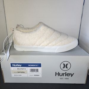 Hurley  WOMENS  ARLO PUFF  SIZE 7